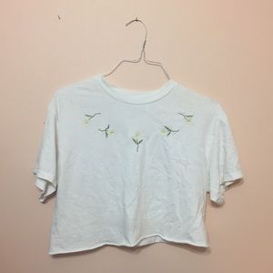 j galt cropped daisy tshirt